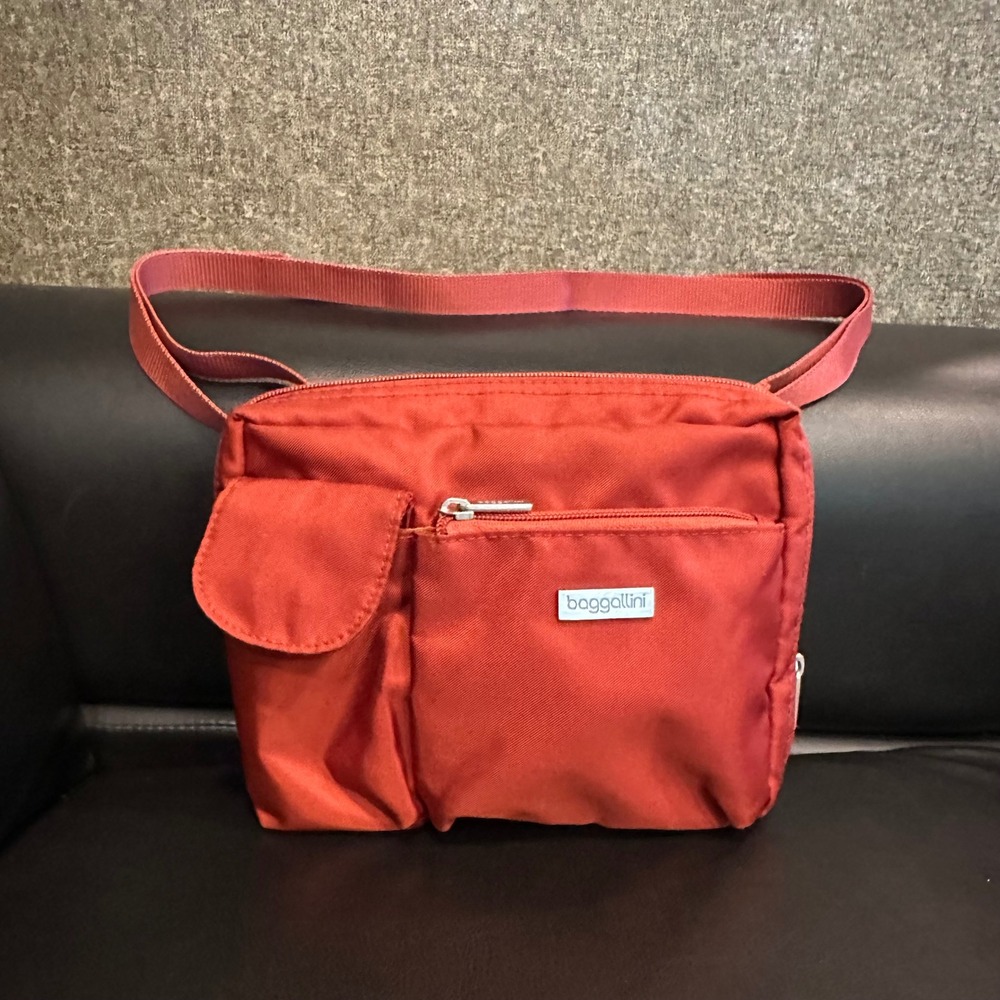 Baggallini Everywhere Crossbody Bag Rust Nylon Travel Purse Adj Shoulder Pocket